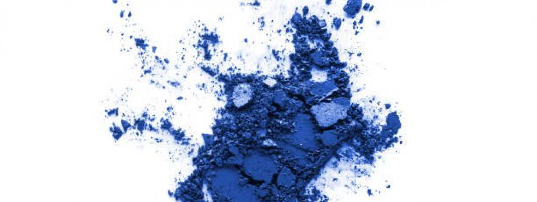 مسحوق النيلة الزرقاء للبشرة والجسم مسحوق النيلة الزرقاء للبشرة والجسم