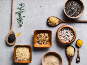 اعشاب طبيعية مفيدة اعشاب طبيعية مفيدة