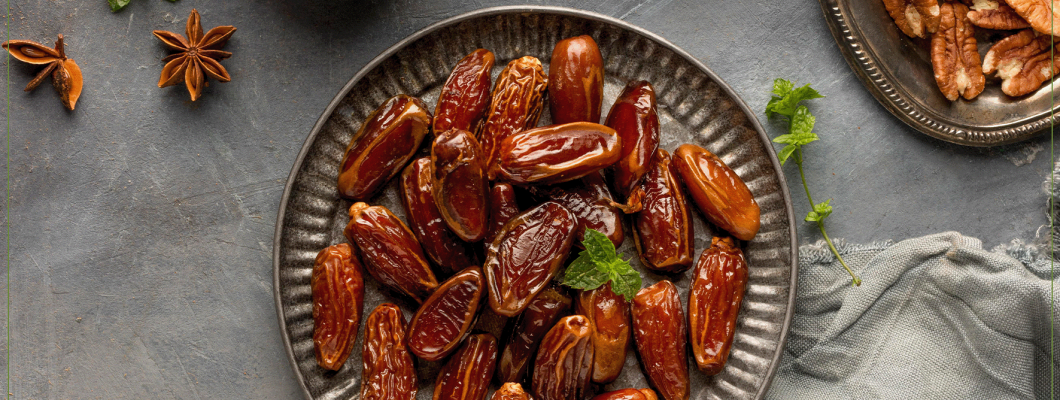 طرق استخدام دبس التمر وخل التمر في الوصفات المطبخ والحلويات طرق استخدام دبس التمر وخل التمر في الوصفات المطبخ والحلويات