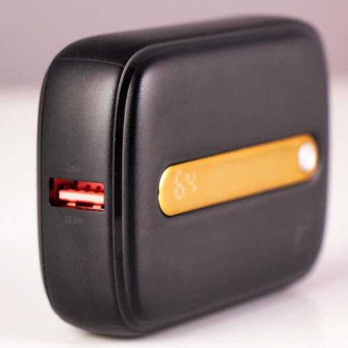 باور بانك KF-Senior موديل PW-530 بسعة 10000 مللي أمبير باور بانك KF-Senior موديل PW-530 بسعة 10000 مللي أمبير