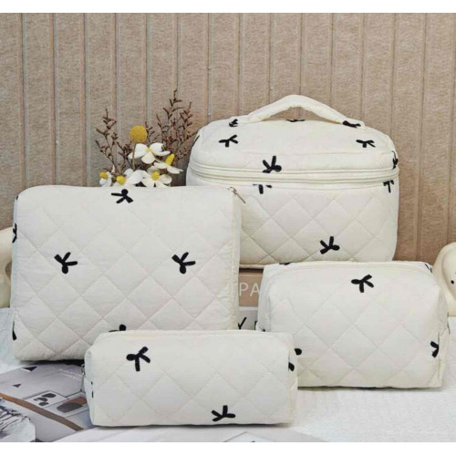 شنط 4 قطع - لون ابيض و اسود 