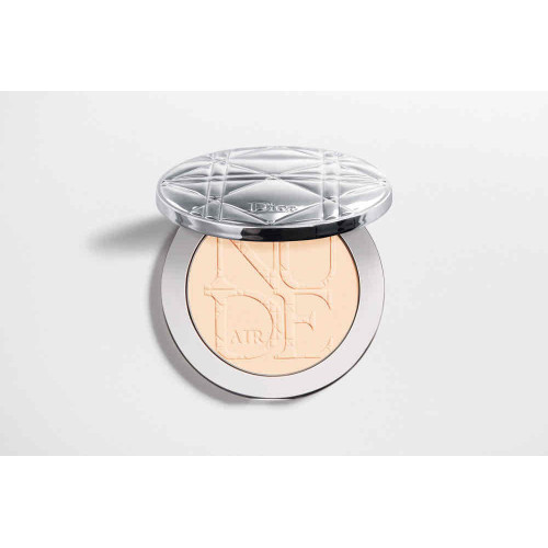 بودرة كريستيان ديور ديور سكين نيود اير باودر درجة 020