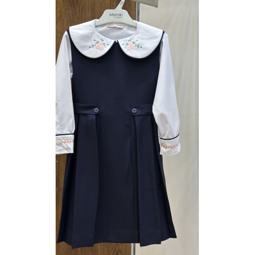 مريول (( رياض أطفال )) كحلي مع قميص أبيض مطرز بالياقة والكم 144726 مريول (( رياض أطفال )) كحلي مع قميص أبيض مطرز بالياقة والكم 144726