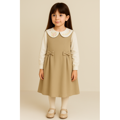 مريول (( رياض أطفال )) بيج مع قميص مطرز بالياقة 240428 مريول (( رياض أطفال )) بيج مع قميص مطرز بالياقة 240428