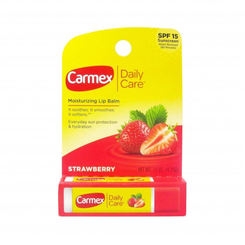 مرطب شفاه بعامل حماية 15 من كارميكس بالفراولة
