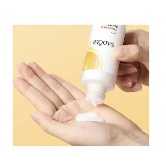 لوشن التنظيف والترطيب بالفيتامين سي من سادور 120مل