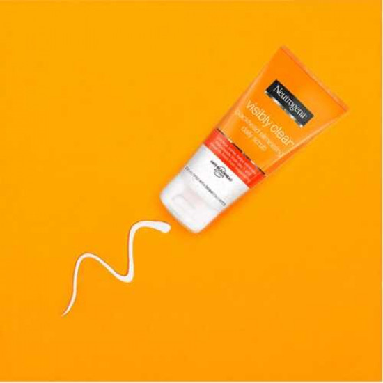 مقشر يومي لإزالة الرؤوس السوداء من نيوتروجينا - 150مل