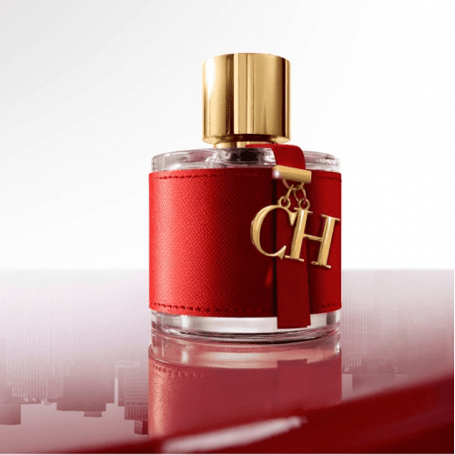 عطر سي اتش من كارولينا هيريرا للنساء - 50مل - او دي تواليت عطر سي اتش من كارولينا هيريرا للنساء - 50مل - او دي تواليت