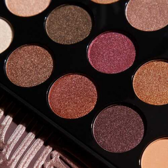 مجموعة ظلال العيون فول انتو فورست من مورفي - 35F مجموعة ظلال العيون فول انتو فورست من مورفي - 35F