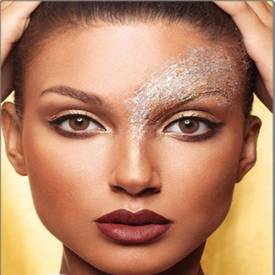 عدسات ملونة من انستازيا - ادكت مارون