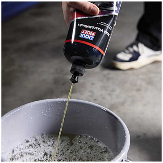 ليوكي  مولي غسيل وملمع شمع 1 لتر   LIQUI MOLY WASH & WAX 