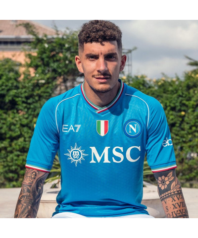 طقم نابولي الاساسي 23/24 طقم نابولي الاساسي 23/24