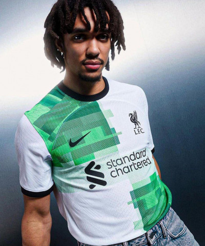 طقم ليفربول الثاني 23/24 طقم ليفربول الثاني 23/24