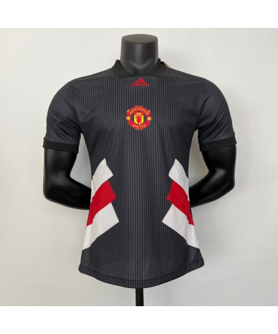 تيشيرت مانشستر يونايتد كلاسيك 23/24 تيشيرت مانشستر يونايتد كلاسيك 23/24