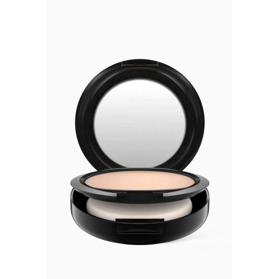 اساس بودرة ستوديو فيكس من ماك - NW 15 اساس بودرة ستوديو فيكس من ماك - NW 15