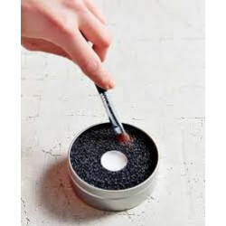 اسفنجة للتنظيف السريع للفرشاة