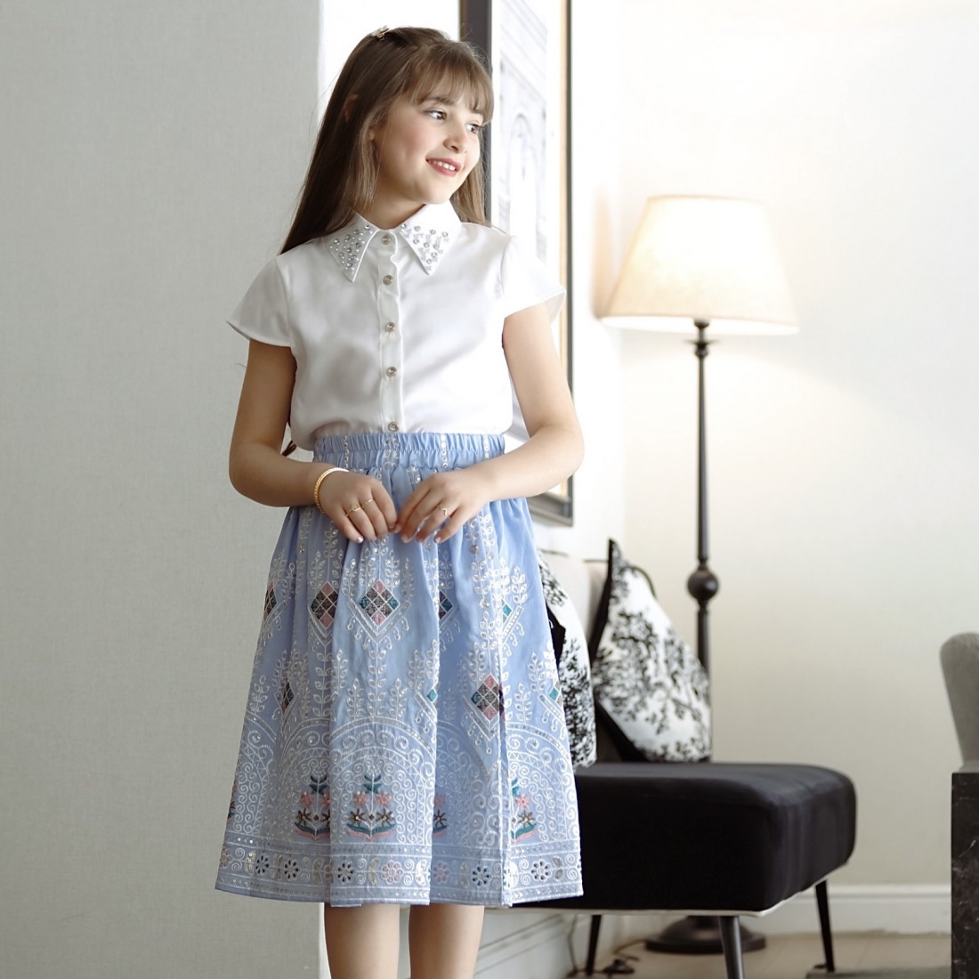 تيور بناتي بتطريز ولمسات ساحرة  - Mk2501003