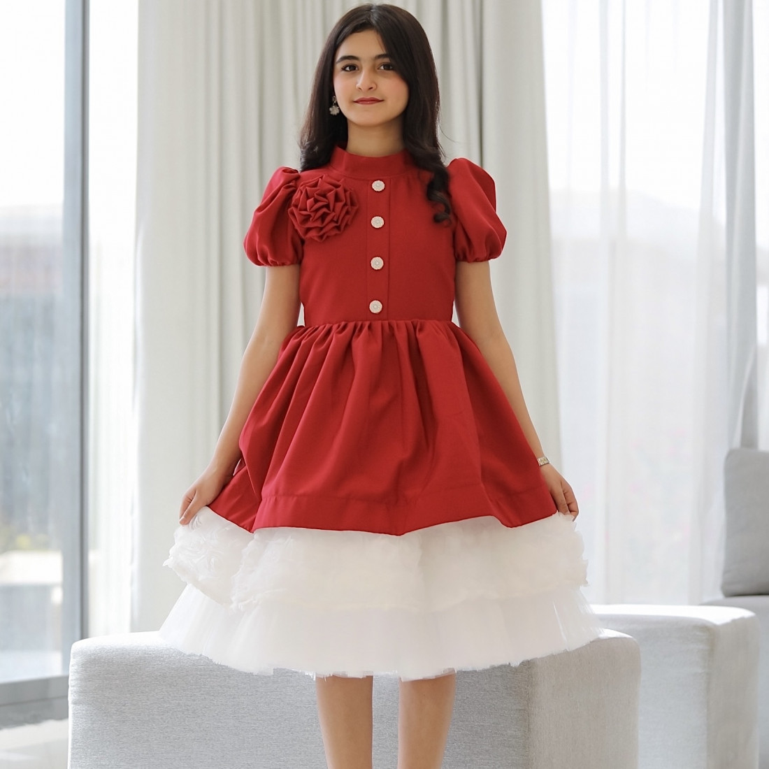 فستان بناتي أحمر بورده حمراء على الصدر - 913