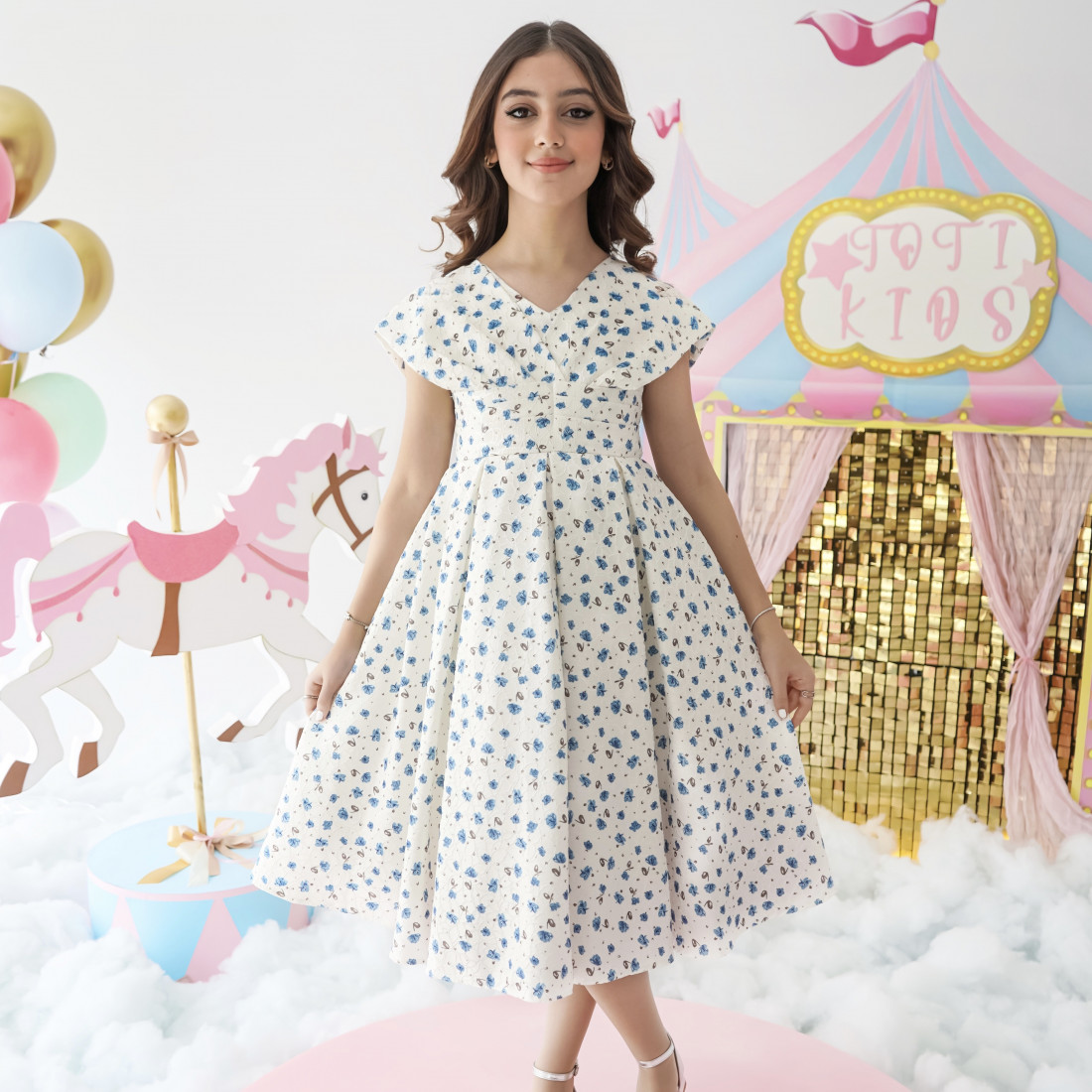 فستان بناتي مورد نسمة من حقل زهور - 1014