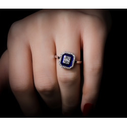 خاتم ألماس خماسي الباجيت من مجموعة "روزاديل" ذهب 18 خاتم ألماس خماسي الباجيت من مجموعة "روزاديل" ذهب 18