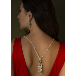 طقم الماس الراوند من مجموعة دازل برايد ذهب عيار 18 طقم الماس الراوند من مجموعة دازل برايد ذهب عيار 18