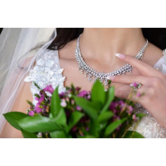 طقم الماس من مجموعة دازل برايد ذهب عيار 18