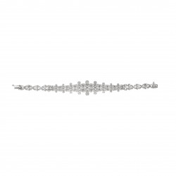 طقم دمعة ألماس الراوند من مجموعة"دازل برايد" ذهب18 طقم دمعة ألماس الراوند من مجموعة"دازل برايد" ذهب18