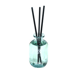 معطر بالعود معطر بالعود