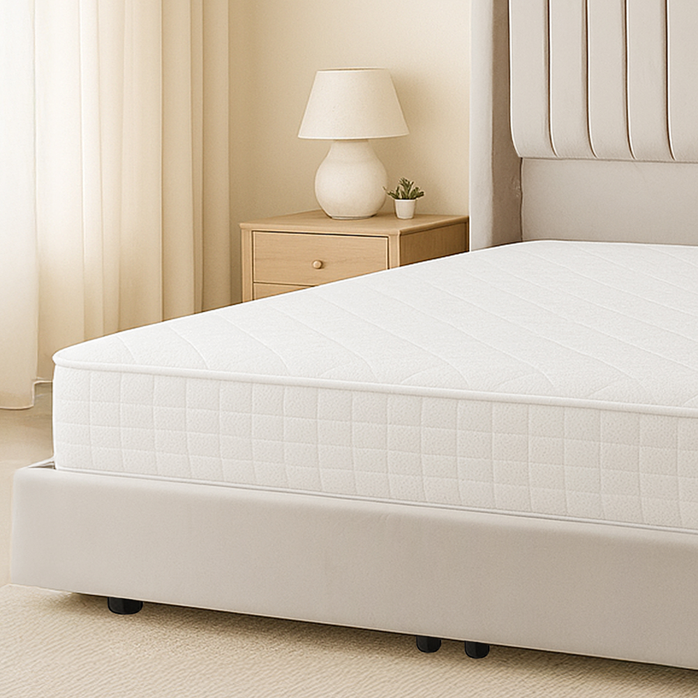 سرير خشبي بتنجيد مخملي عصري