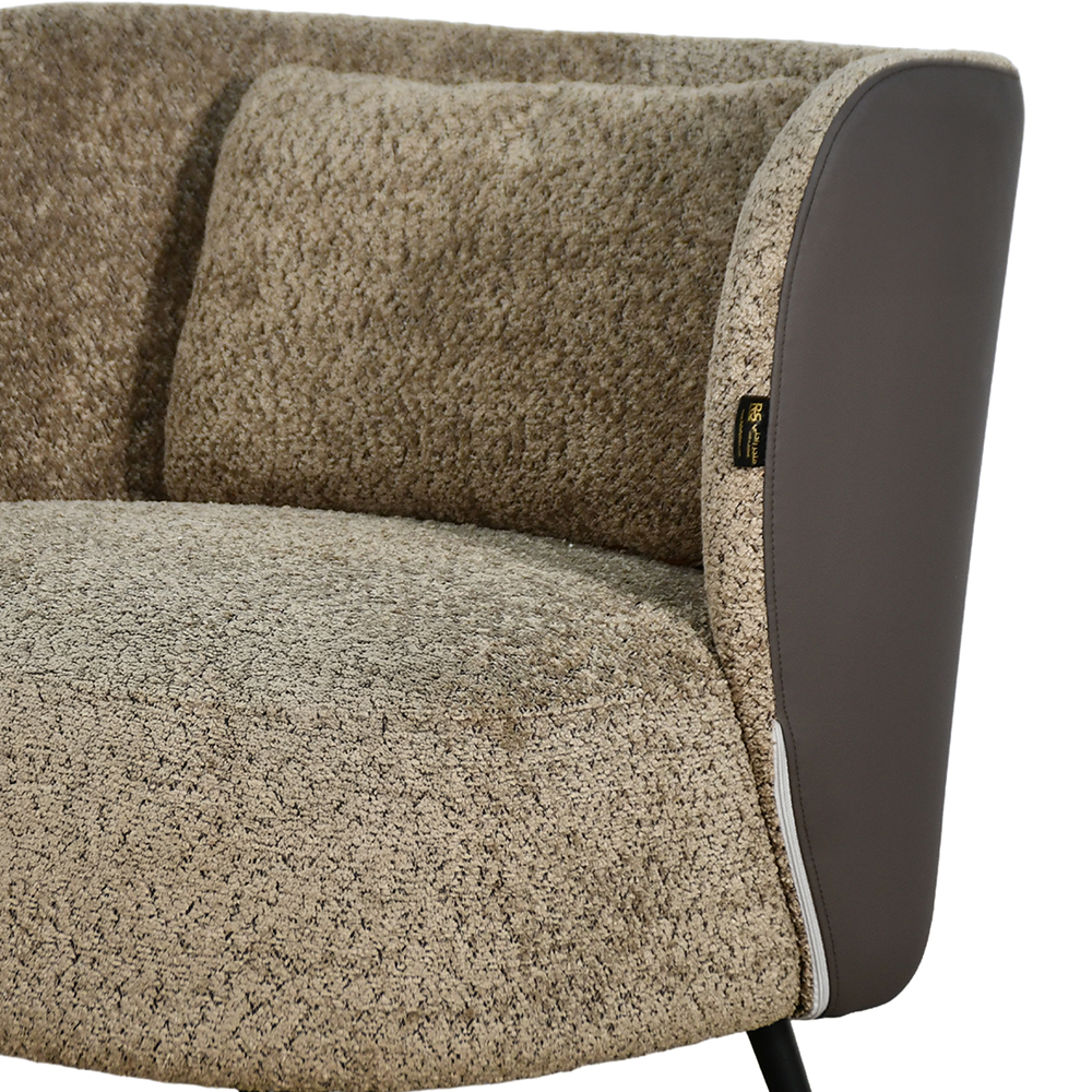 كرسي مفرد أنيق