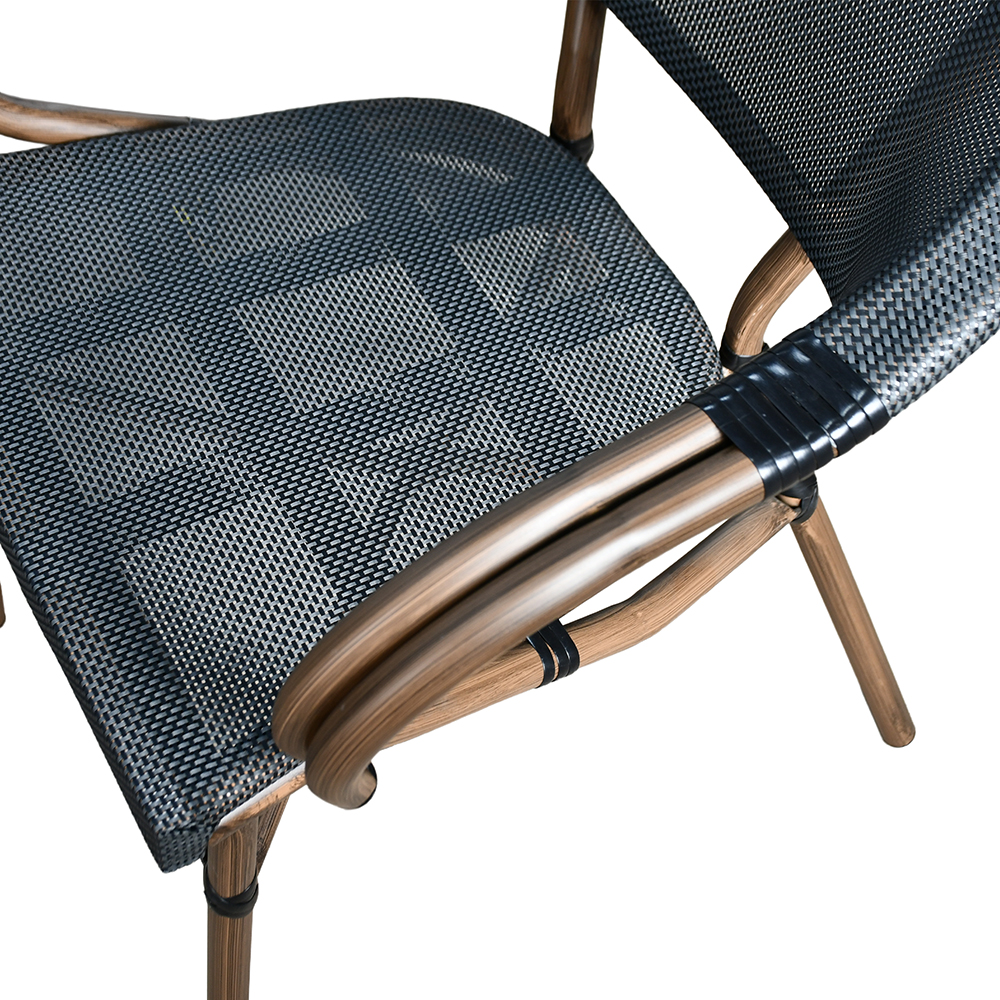 جلسة خارجية بتصميم عصري