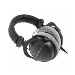 Beyerdynamic DT 770 Pro 250 ohms Over-Ear Headphones Beyerdynamic DT 770 Pro 250 ohms Over-Ear Headphones