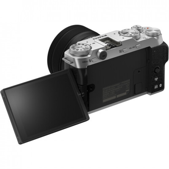 FUJIFILM X-M5 Mirrorless Camera with XC 15-45mm f/3.5-5.6 Lens (Silver) FUJIFILM X-M5 Mirrorless Camera with XC 15-45mm f/3.5-5.6 Lens (Silver)