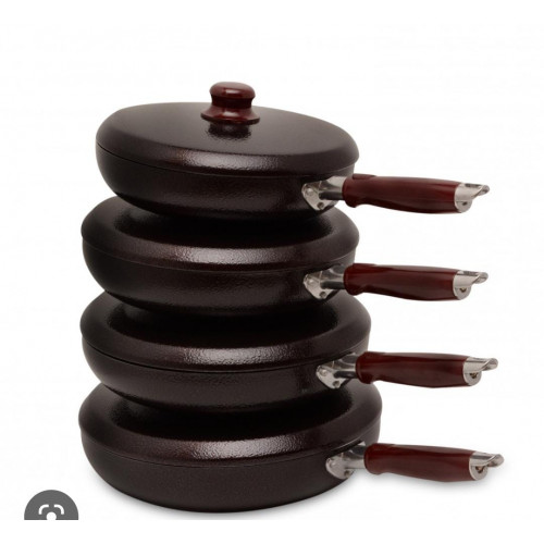 مقلاة كوري عميقة بغطاء غير قابلة للالتصاق اربع مقاسات مختلفة  مقلاة كوري عميقة بغطاء غير قابلة للالتصاق اربع مقاسات مختلفة