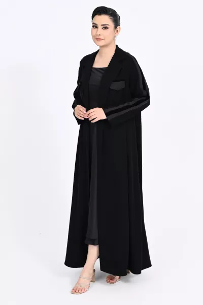عباية كريب أسود مع جاكار 01012
