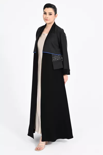 عباية كريب أسود مع جاكار 0108