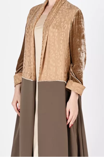 عباية كريب و حرير مع مخمل 01022