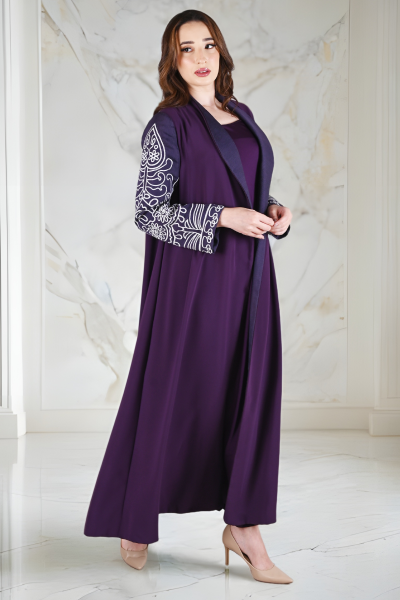 عباية 01049 عباية بليزر من الكريب الأرجواني مع أورجانزا