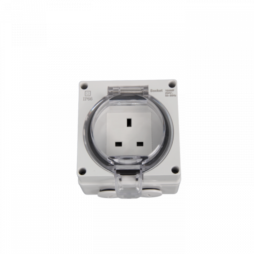 فيش مفرد وتربروف خارجي 13 أمبير IP66