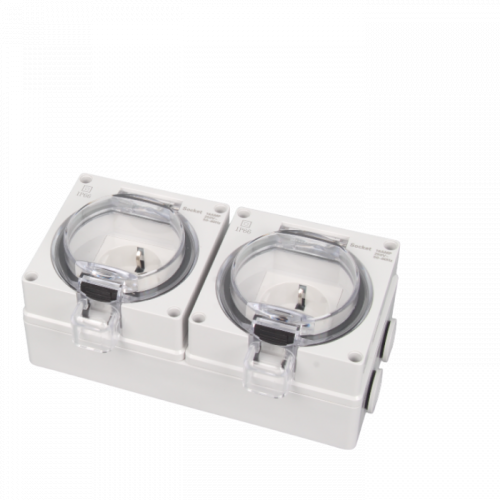 فيش مزدوج وتربروف خارجي 13 أمبير IP66