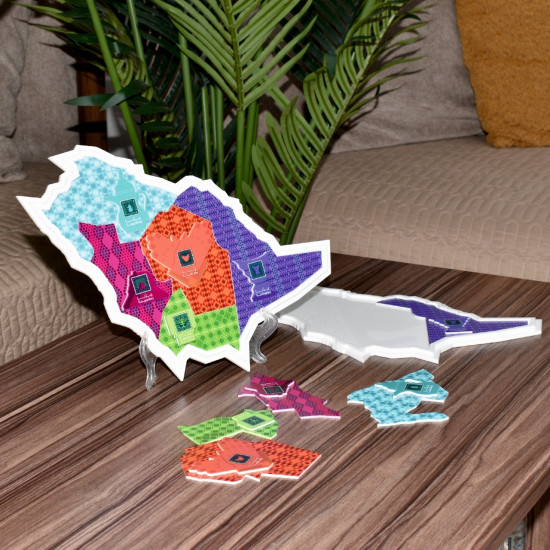 بازل  شكل خريطة المملكة اكرليك ابيض بهوية بارزة لهوية اليوم الوطني  بازل  شكل خريطة المملكة اكرليك ابيض بهوية بارزة لهوية اليوم الوطني