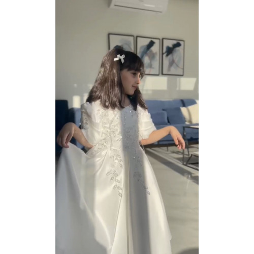 فستان سهرة بناتي تصميم أنيق باللون الأبيض مع تطريز فاخر - 805
