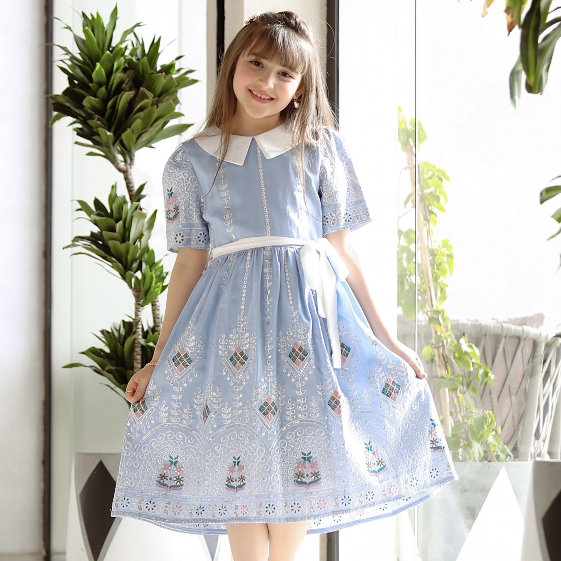 فستان بناتي بتطريز وحزام أنيق - Mk2501004