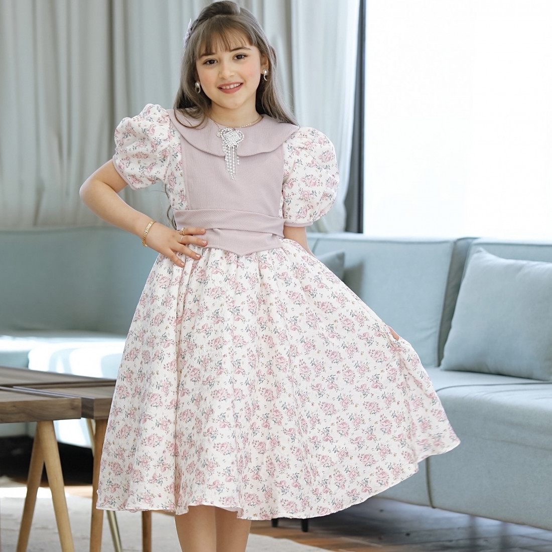 فستان بناتي سبور حزام واكسسوار على الصدر - 900