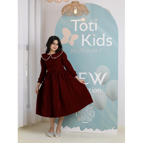 فستان بناتي مخمل عنابي بياقة لؤلؤ | فستان شتوي كلاسيكي - 1103