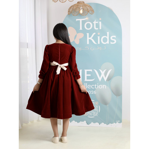 فستان بناتي مخمل عنابي بفيونكة كبيرة | فستان شتوي فاخر - 1104 فستان بناتي مخمل عنابي بفيونكة كبيرة | فستان شتوي فاخر - 1104