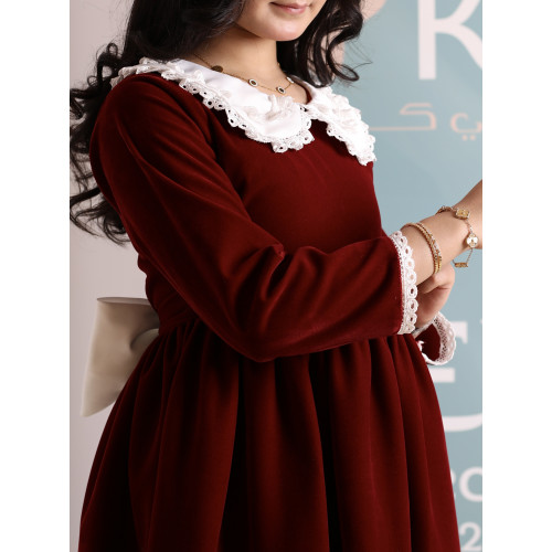 فستان بناتي مخمل بياقة ودانتيل | فستان شتوي كلاسيكي - 1110