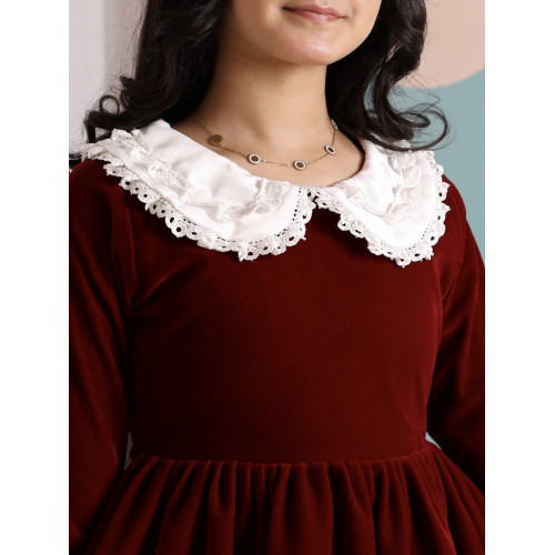 فستان بناتي مخمل بياقة ودانتيل | فستان شتوي كلاسيكي - 1110