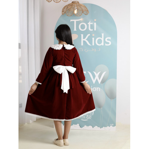 فستان بناتي مخمل بياقة ودانتيل | فستان شتوي كلاسيكي - 1110