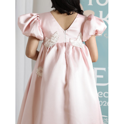 فستان بناتي وردي بأكمام منفوشة وتطريز | فستان هاي لو فاخر - M3765